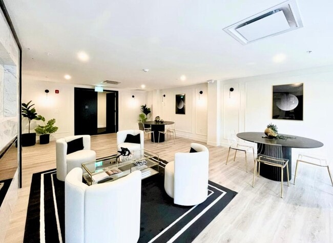 Building Photo - 2620 152 St