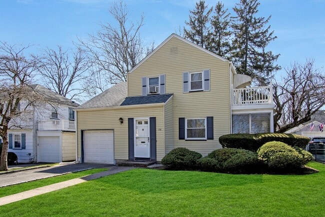 Photo - 120 Van Buren Ave House