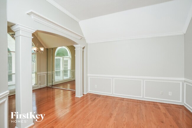 Foto del edificio - 10002 Elm Meadow Trail