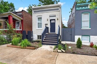 Building Photo - 4218 Vista Ave
