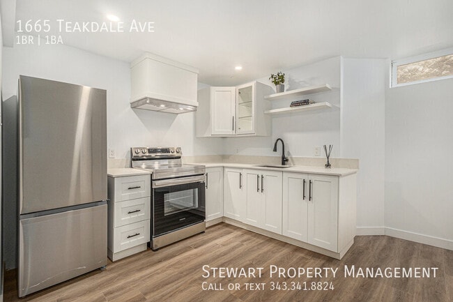 Building Photo - 1665 Teakdale Ave