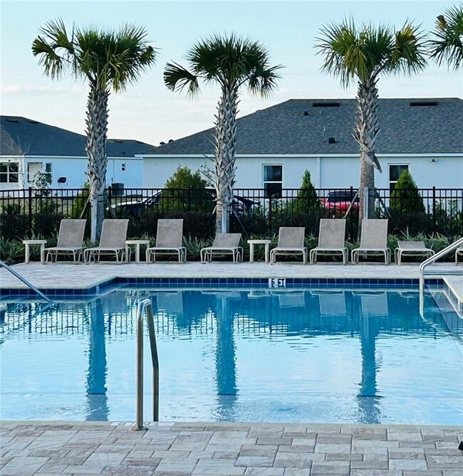 Foto del edificio - 1225 Lilac Ln