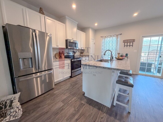 Foto del edificio - Village Oaks Townhome 3bed/2.5Bath