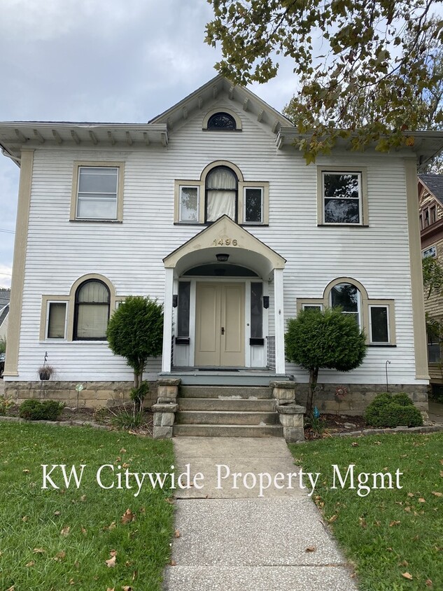 Primary Photo - 3 bedroom side by side duplex Lakewood