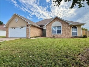 Building Photo - 2978 N Apatite Dr