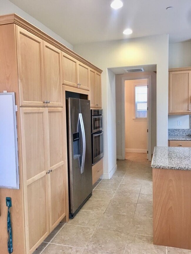 Foto del edificio - Terrific 4 bed 3.5 Home in Wonderful San Ramon! Great Schools, Shopping, Restaurants!