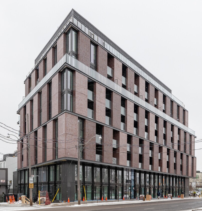 Newly Completed - 2625 Dundas St W