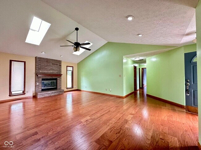 Building Photo - 873 Ironwood Trail