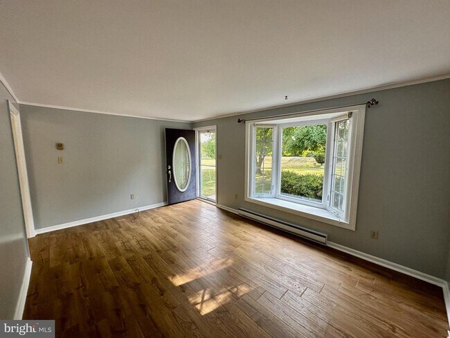 Building Photo - 467 Ruebuck Rd