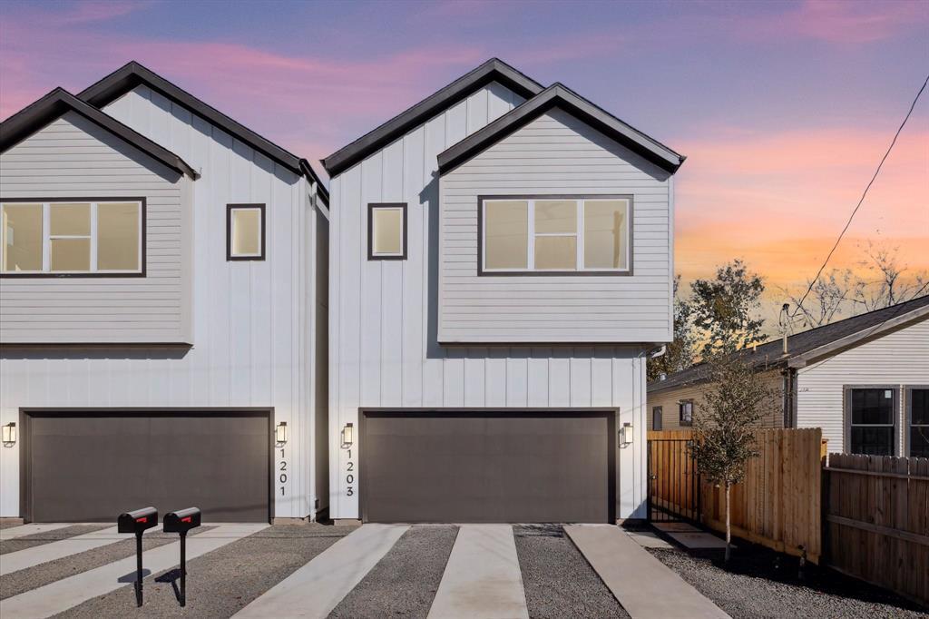 Foto principal - 1203 E 27th St