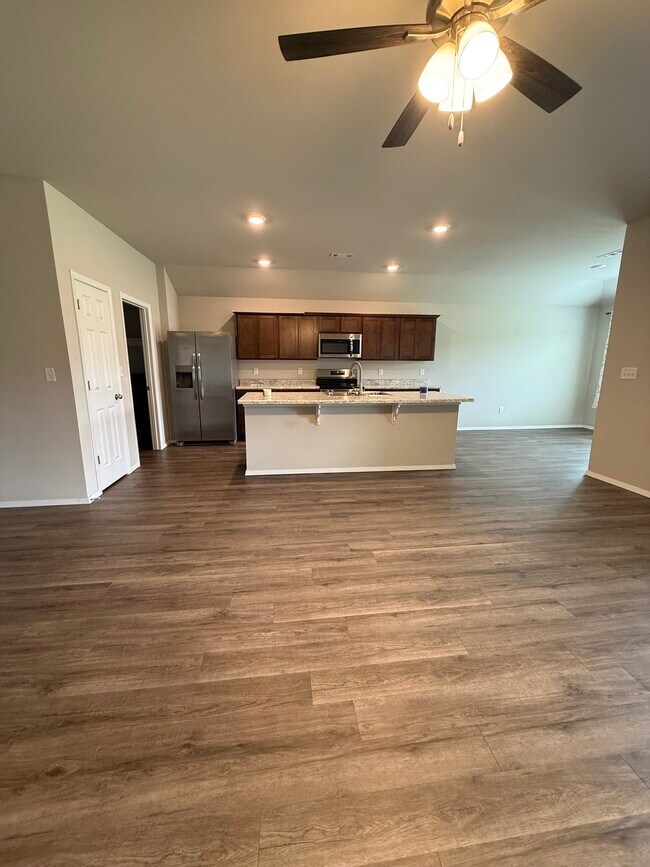Building Photo - 7947 Windflower Ln