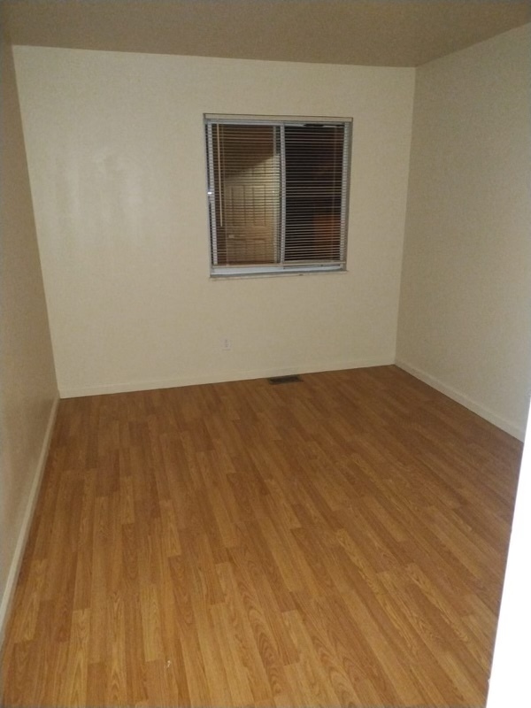 Building Photo - 623 Palisades Dr