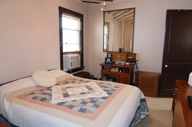 Foto del edificio - 9766 S Prospect Ave