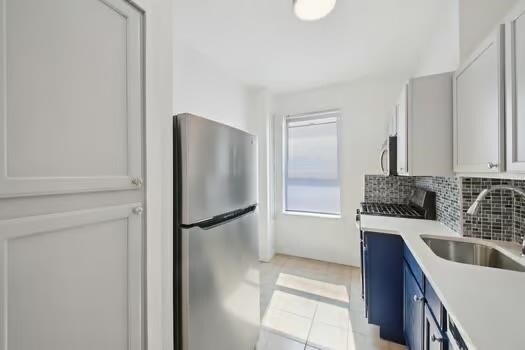 Foto del edificio - 275 Harrison Ave
