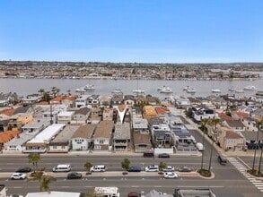 Building Photo - 1114 W Balboa Blvd
