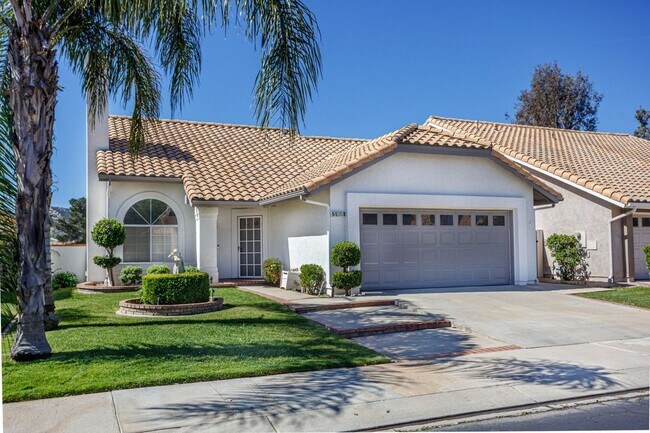 Foto del edificio - 5168 W Pinehurst Dr