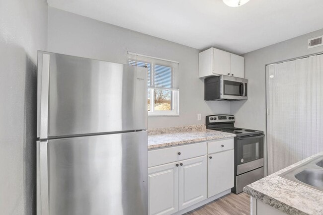 Interior Photo - The Flats at Sycamore Trails