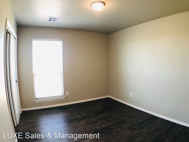 Building Photo - 3 br, 2 bath House - 595 Washington Ave