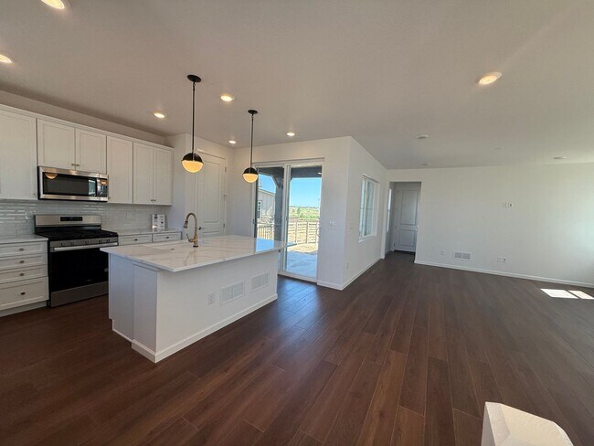 Building Photo - NEW BUILD 2 Story Home in Painted Prairie,...
