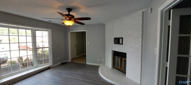 Building Photo - 2220 Westbury Ct SW