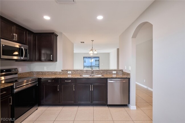 Building Photo - 908 NW 24th Terrace