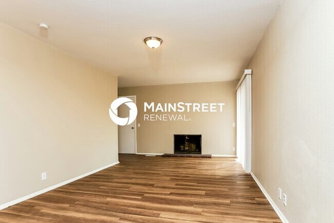 Foto del edificio - 4 Bedroom Pet-Friendly Home in Florissant,...