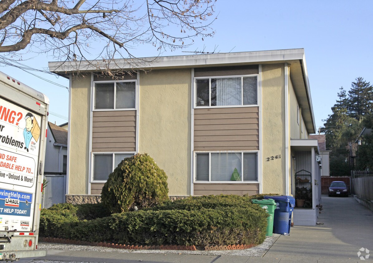 Building Photo - 2241 Clinton Ave