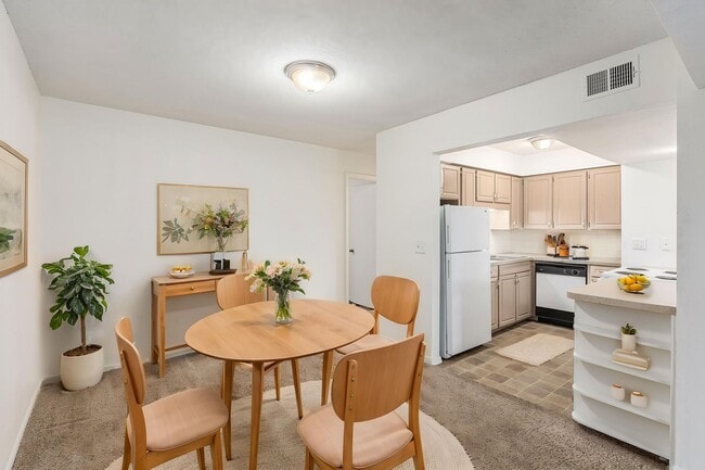 Interior Photo - The Bluffs