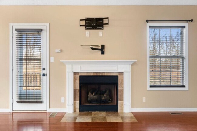 Foto del edificio - 1390 Whitt Ln