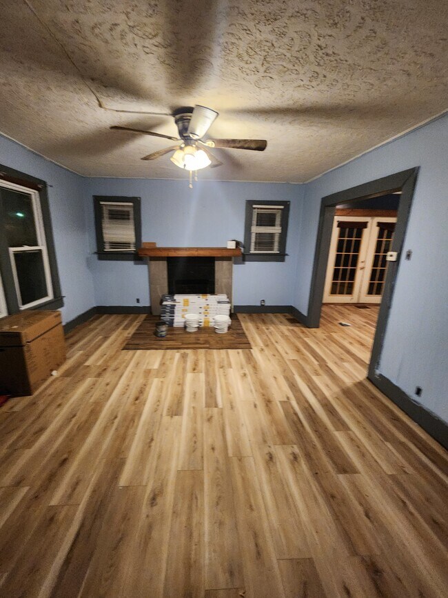 Foto del edificio - 717 Fourth St NE