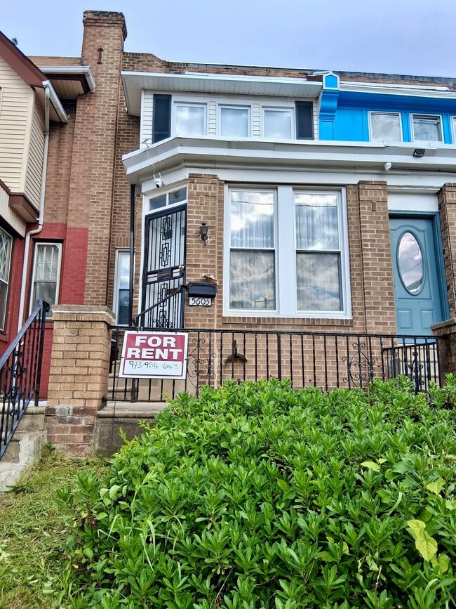 Photo - 5603 N 10th St Apartment