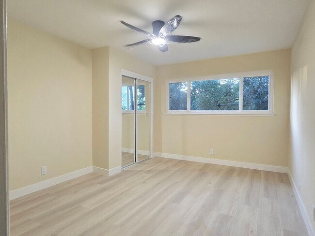 Building Photo - 1365 Stanwood Dr