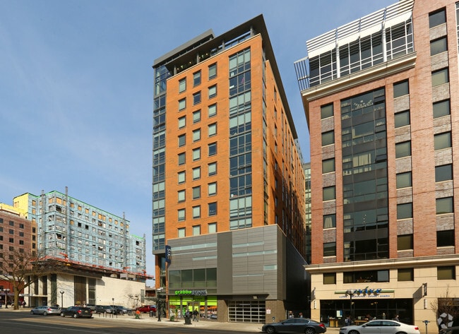 Building Photo - Six11