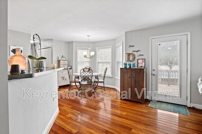 Foto del edificio - 109 Willow Wood Ave
