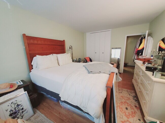 Foto del edificio - 444 Bedford St