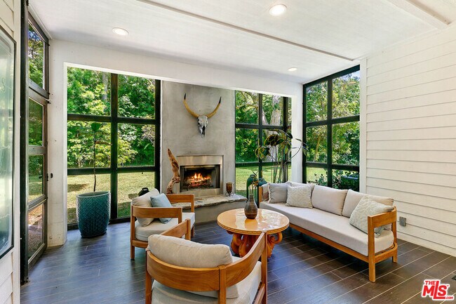 Building Photo - 6314 Sycamore Meadows Dr