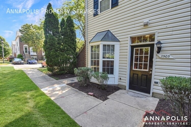 2505 Revere Ct, Crofton, MD 21114 Condo for Rent in Crofton, MD