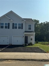 Building Photo - 1207 Susan Cir