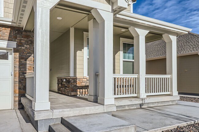 Foto del edificio - $250 credit for July/Aug/Sept Stunning Hom...