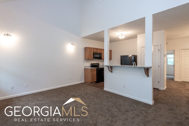 Building Photo - 554 Maggie Ln