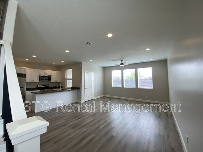 Building Photo - 4381 W 1200 S