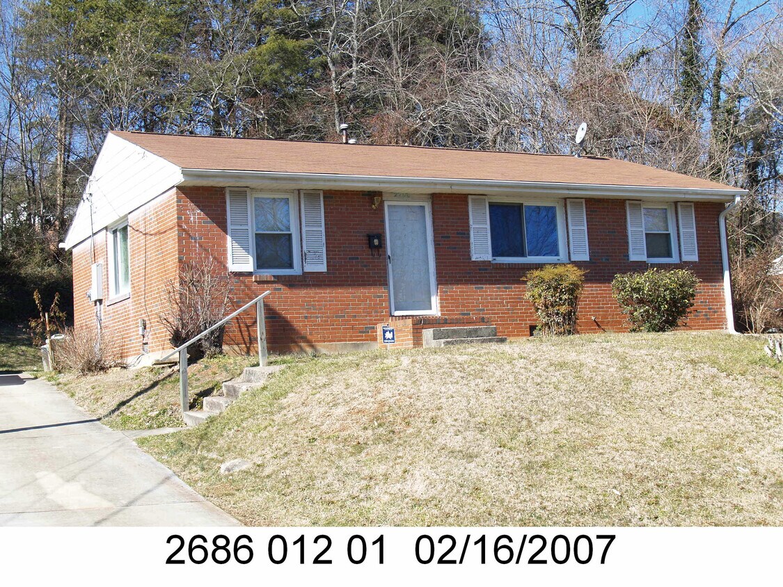 2708 Drewry Ln, WinstonSalem, NC 27105 House Rental in WinstonSalem