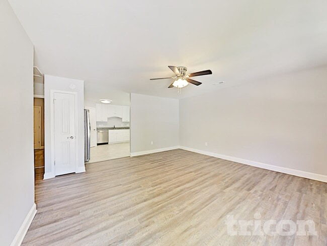 Foto del edificio - 708 Deaton St