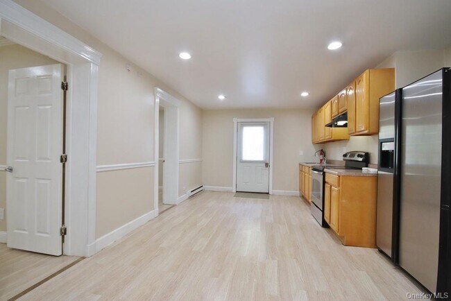 Foto del edificio - 208 Myrtle Ave