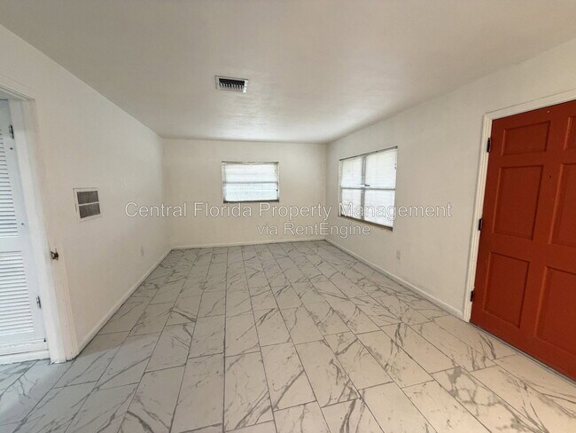 Foto del edificio - 1624 Ferndell Rd