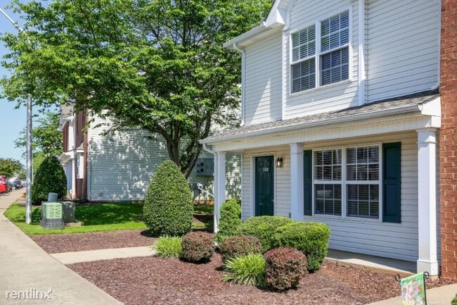 Building Photo - 2 br, 2.5 bath Townhome - 308 Arapaho Drive