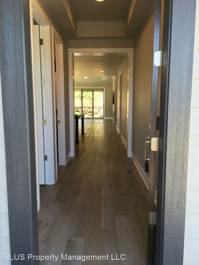 Foto del edificio - 3 br, 3 bath House - 3151 NW Hidden Ridge Dr.
