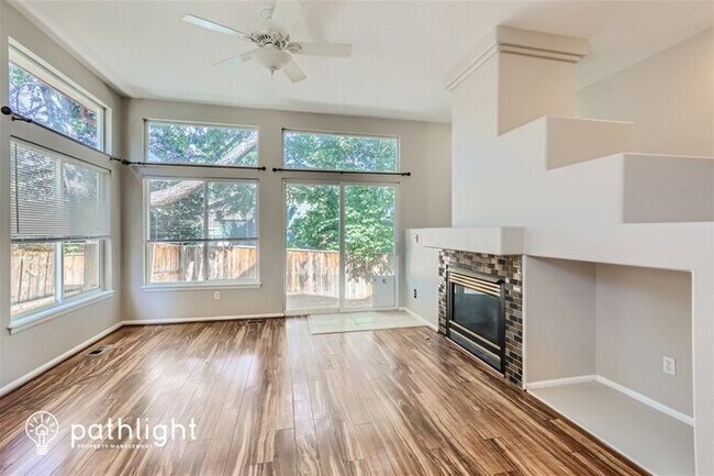 Foto del edificio - 10182 Spotted Owl Avenue, Highlands Ranch,...