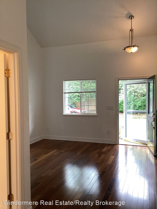 Foto del edificio - 3 br, 2.5 bath House - 1407 140th Pl SW