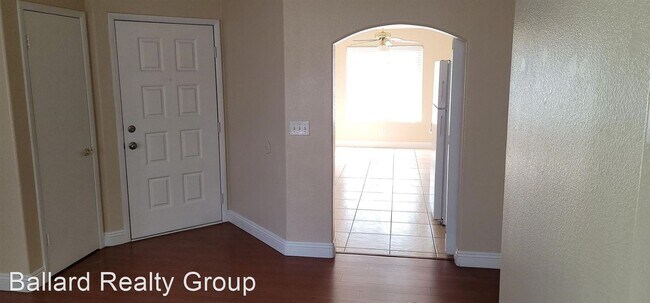 Foto del edificio - 2 br, 2 bath House - 1541 Linnbaker Lane, ...